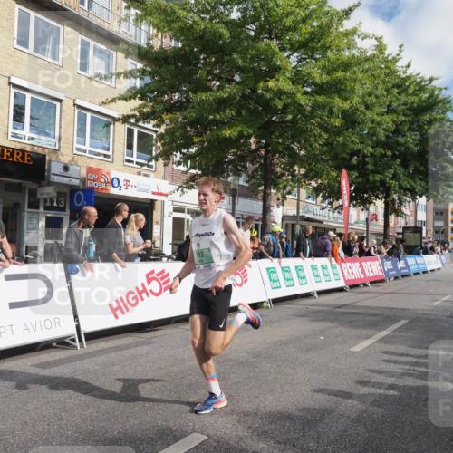 15.09.2024 - PSD Bank Halbmarathon Miley Keyser http://msf.ph/oto/7063580 15.09.2024 11:11:14 Ziel 513, 518, 523, 543 meine-sportfotos.de