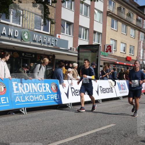 15.09.2024 - PSD Bank Halbmarathon Michael Strokosch http://msf.ph/oto/7063594 15.09.2024 11:52:32 Ziel 1197, 1210, 1276, 1342, 1378, 1416, 1556, 1569, 1595, 1685, 1696, 1776, 1798, 1801, 1812, 1834, 1893, 1980, 2153, 2507, 2712, 2844, 3527 meine-sportfotos.de