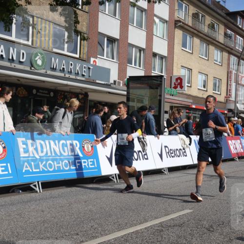 15.09.2024 - PSD Bank Halbmarathon Michael Strokosch http://msf.ph/oto/7063596 15.09.2024 11:52:32 Ziel 1197, 1210, 1276, 1342, 1378, 1416, 1556, 1569, 1595, 1685, 1696, 1776, 1798, 1801, 1812, 1834, 1893, 1980, 2153, 2507, 2712, 2844, 3527 meine-sportfotos.de