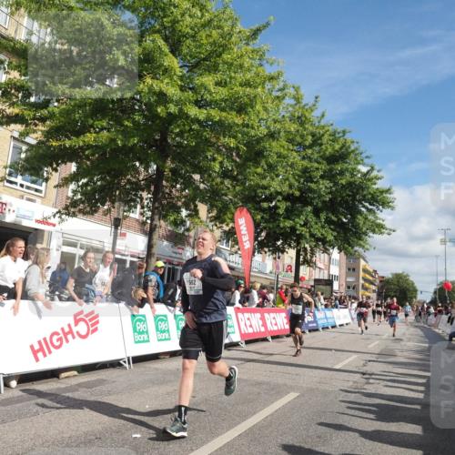 15.09.2024 - PSD Bank Halbmarathon Miley Keyser http://msf.ph/oto/7063601 15.09.2024 12:13:18 Ziel 1815, 1982, 2064, 2099, 2100, 2203, 2300, 2393, 2732, 2856, 3043, 3254, 3497 meine-sportfotos.de