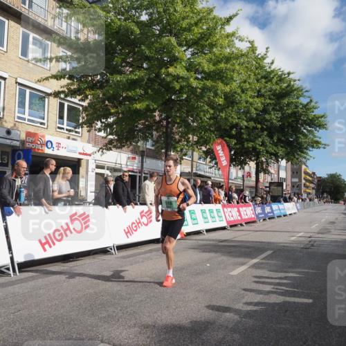 15.09.2024 - PSD Bank Halbmarathon Miley Keyser http://msf.ph/oto/7063603 15.09.2024 11:11:18 Ziel 513, 518 meine-sportfotos.de