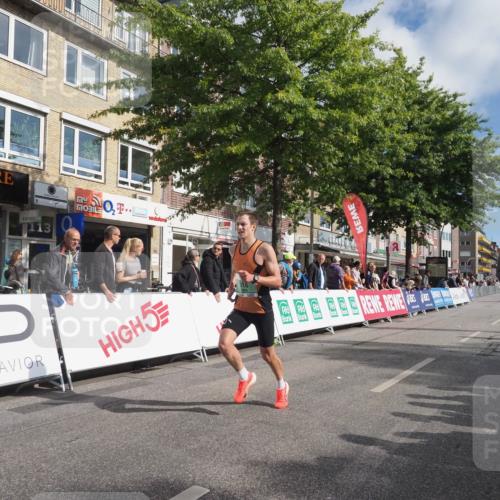 15.09.2024 - PSD Bank Halbmarathon Miley Keyser http://msf.ph/oto/7063609 15.09.2024 11:11:18 Ziel 513, 518 meine-sportfotos.de