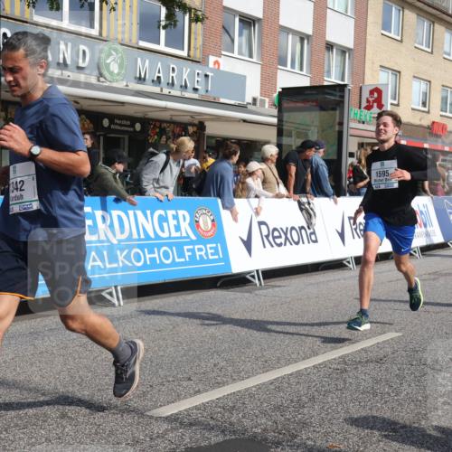 15.09.2024 - PSD Bank Halbmarathon Michael Strokosch http://msf.ph/oto/7063610 15.09.2024 11:52:33 Ziel 1197, 1210, 1276, 1342, 1378, 1416, 1556, 1569, 1595, 1685, 1696, 1776, 1798, 1801, 1812, 1834, 1893, 1980, 2153, 2507, 2712, 2741, 2844, 3527 meine-sportfotos.de