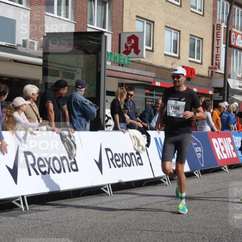 15.09.2024 - PSD Bank Halbmarathon Michael Strokosch http://msf.ph/oto/7063745 15.09.2024 11:52:50 Ziel 1188, 1416, 1511, 1543, 1573, 1676, 1685, 1754, 1798, 1808, 1811, 1893, 1907, 2130, 2663, 2741, 2744 meine-sportfotos.de