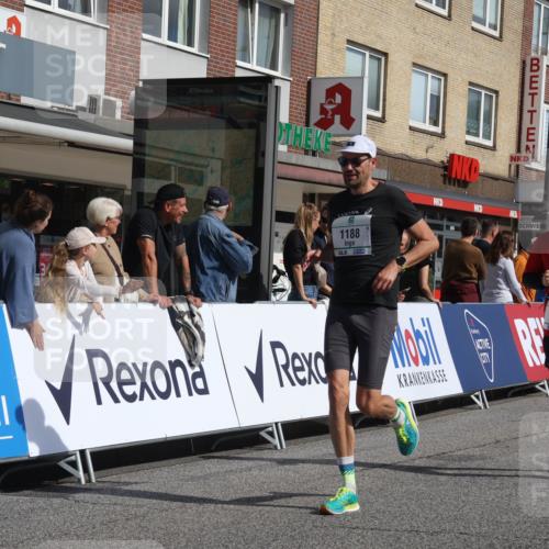 15.09.2024 - PSD Bank Halbmarathon Michael Strokosch http://msf.ph/oto/7063748 15.09.2024 11:52:50 Ziel 1188, 1416, 1511, 1543, 1573, 1676, 1685, 1754, 1798, 1808, 1811, 1893, 1907, 2130, 2663, 2741, 2744 meine-sportfotos.de
