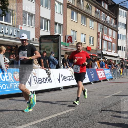 15.09.2024 - PSD Bank Halbmarathon Michael Strokosch http://msf.ph/oto/7063758 15.09.2024 11:52:51 Ziel 1188, 1416, 1511, 1543, 1573, 1676, 1685, 1754, 1808, 1811, 1907, 2130, 2174, 2553, 2663, 2741, 2744 meine-sportfotos.de