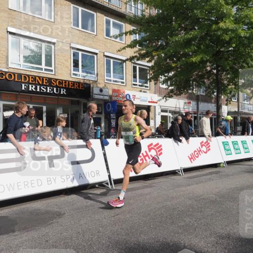 15.09.2024 - PSD Bank Halbmarathon Miley Keyser http://msf.ph/oto/7063763 15.09.2024 11:11:46 Ziel 485, 537, 539 meine-sportfotos.de