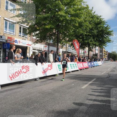 15.09.2024 - PSD Bank Halbmarathon Miley Keyser http://msf.ph/oto/7063776 15.09.2024 11:11:49 Ziel 485, 537, 539, 545 meine-sportfotos.de