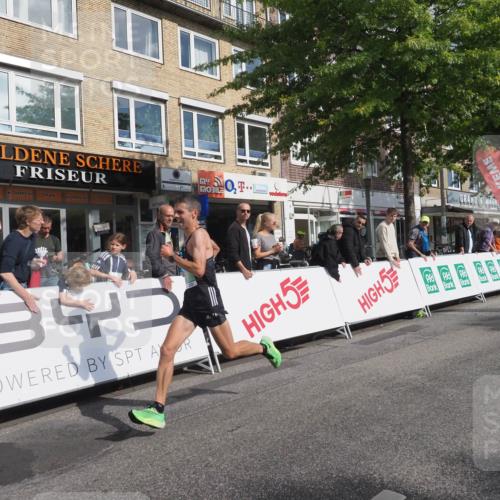 15.09.2024 - PSD Bank Halbmarathon Miley Keyser http://msf.ph/oto/7063793 15.09.2024 11:11:50 Ziel 485, 537, 539, 545 meine-sportfotos.de