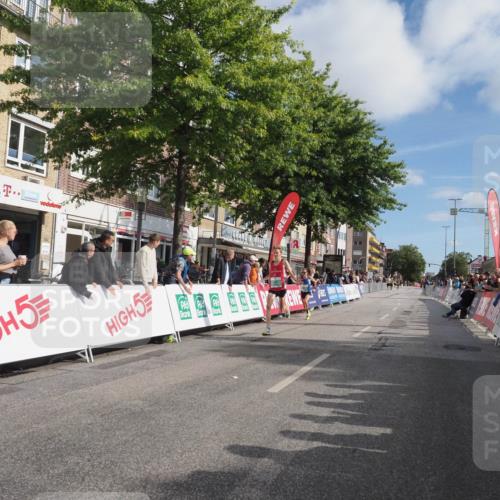 15.09.2024 - PSD Bank Halbmarathon Miley Keyser http://msf.ph/oto/7063803 15.09.2024 11:12:02 Ziel 503, 506, 530, 537, 545 meine-sportfotos.de