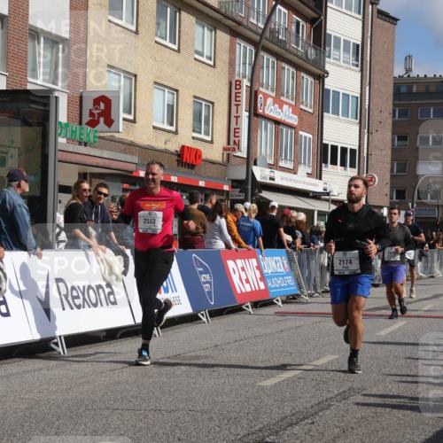 15.09.2024 - PSD Bank Halbmarathon Michael Strokosch http://msf.ph/oto/7063808 15.09.2024 11:52:59 Ziel 979, 1188, 1444, 1510, 1543, 1550, 1754, 1808, 1811, 2174, 2553 meine-sportfotos.de