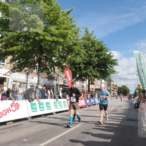 15.09.2024 - PSD Bank Halbmarathon Miley Keyser http://msf.ph/oto/7063814 15.09.2024 12:13:29 Ziel 2050, 2064, 2099, 2100, 2148, 2178, 2203, 3043, 3044, 3497, 3534 meine-sportfotos.de