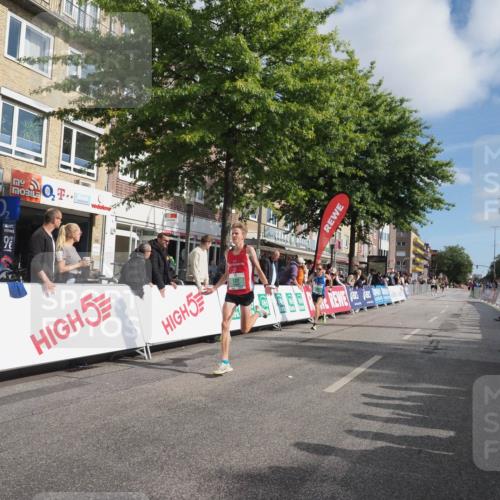 15.09.2024 - PSD Bank Halbmarathon Miley Keyser http://msf.ph/oto/7063817 15.09.2024 11:12:03 Ziel 503, 506, 530, 537, 545 meine-sportfotos.de