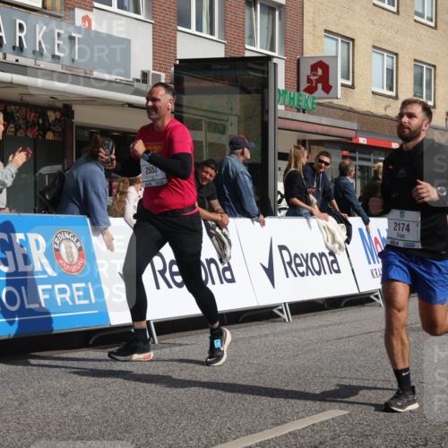 15.09.2024 - PSD Bank Halbmarathon Michael Strokosch http://msf.ph/oto/7063818 15.09.2024 11:53:00 Ziel 979, 1188, 1442, 1444, 1507, 1510, 1543, 1550, 1754, 1808, 1810, 1811, 2174, 2553 meine-sportfotos.de