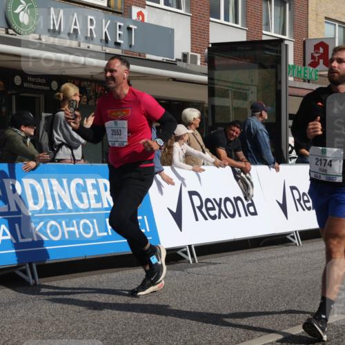 15.09.2024 - PSD Bank Halbmarathon Michael Strokosch http://msf.ph/oto/7063821 15.09.2024 11:53:00 Ziel 979, 1188, 1442, 1444, 1507, 1510, 1543, 1550, 1754, 1808, 1810, 1811, 2174, 2553 meine-sportfotos.de