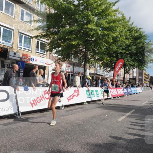 15.09.2024 - PSD Bank Halbmarathon Miley Keyser http://msf.ph/oto/7063829 15.09.2024 11:12:03 Ziel 503, 506, 530, 537, 545 meine-sportfotos.de
