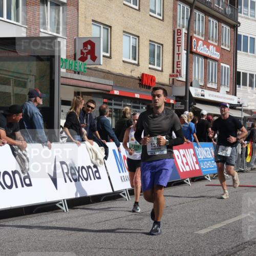 15.09.2024 - PSD Bank Halbmarathon Michael Strokosch http://msf.ph/oto/7063837 15.09.2024 11:53:02 Ziel 979, 1188, 1442, 1444, 1507, 1510, 1550, 1754, 1808, 1810, 1811, 1872, 2174, 2553 meine-sportfotos.de