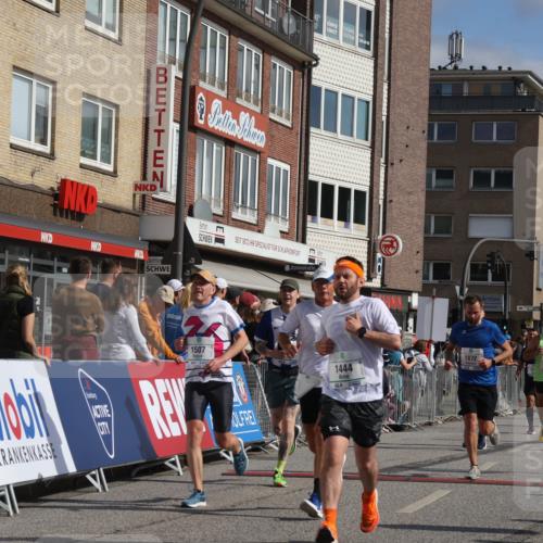 15.09.2024 - PSD Bank Halbmarathon Michael Strokosch http://msf.ph/oto/7063862 15.09.2024 11:53:07 Ziel 979, 1442, 1444, 1507, 1510, 1538, 1550, 1754, 1810, 1872, 1915, 2174, 2224, 2553, 2703 meine-sportfotos.de
