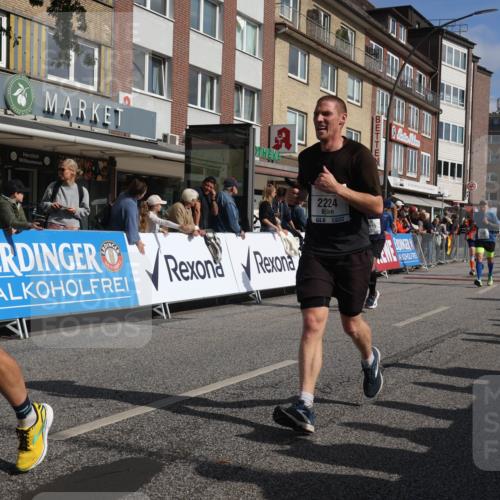 15.09.2024 - PSD Bank Halbmarathon Michael Strokosch http://msf.ph/oto/7063924 15.09.2024 11:53:14 Ziel 979, 1442, 1444, 1495, 1507, 1538, 1550, 1601, 1727, 1810, 1872, 1915, 1925, 2224, 2571, 2703, 2814 meine-sportfotos.de