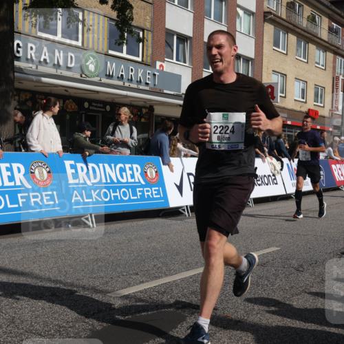 15.09.2024 - PSD Bank Halbmarathon Michael Strokosch http://msf.ph/oto/7063926 15.09.2024 11:53:14 Ziel 979, 1442, 1444, 1495, 1507, 1538, 1550, 1601, 1727, 1810, 1872, 1915, 1925, 2224, 2571, 2703, 2814 meine-sportfotos.de