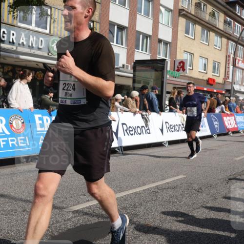 15.09.2024 - PSD Bank Halbmarathon Michael Strokosch http://msf.ph/oto/7063930 15.09.2024 11:53:15 Ziel 1442, 1444, 1495, 1507, 1538, 1550, 1601, 1727, 1810, 1872, 1915, 1925, 2224, 2499, 2571, 2703, 2814 meine-sportfotos.de