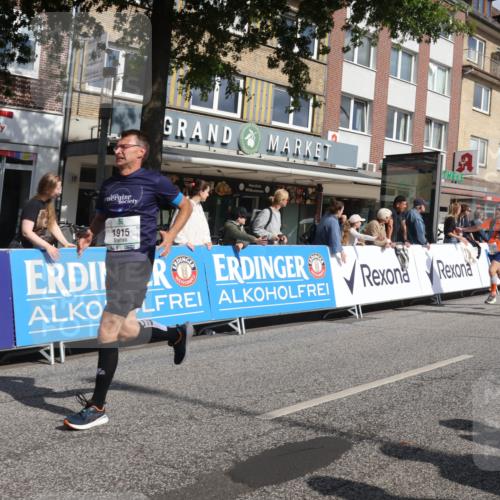 15.09.2024 - PSD Bank Halbmarathon Michael Strokosch http://msf.ph/oto/7063938 15.09.2024 11:53:16 Ziel 1442, 1444, 1495, 1507, 1538, 1601, 1727, 1810, 1872, 1915, 1925, 2224, 2499, 2571, 2703, 2814 meine-sportfotos.de