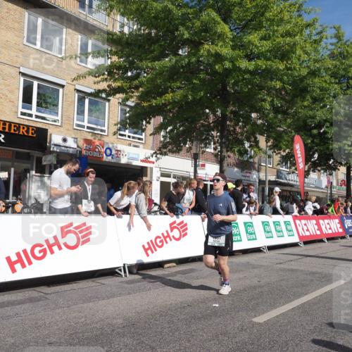 15.09.2024 - PSD Bank Halbmarathon Miley Keyser http://msf.ph/oto/7063940 15.09.2024 12:13:44 Ziel 1651, 1766, 3031, 3076, 3197, 3534, 3539 meine-sportfotos.de