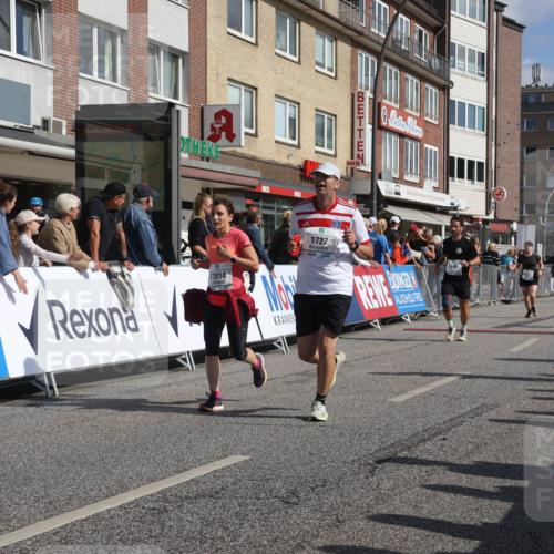 15.09.2024 - PSD Bank Halbmarathon Michael Strokosch http://msf.ph/oto/7063971 15.09.2024 11:53:22 Ziel 1495, 1538, 1601, 1727, 1915, 1925, 2224, 2499, 2571, 2703, 2753, 2814 meine-sportfotos.de