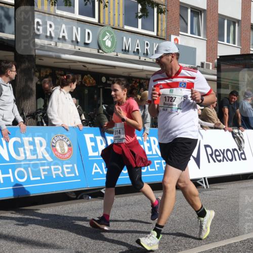 15.09.2024 - PSD Bank Halbmarathon Michael Strokosch http://msf.ph/oto/7063982 15.09.2024 11:53:23 Ziel 1495, 1538, 1561, 1601, 1727, 1915, 1916, 1925, 2224, 2499, 2571, 2703, 2753, 2814 meine-sportfotos.de
