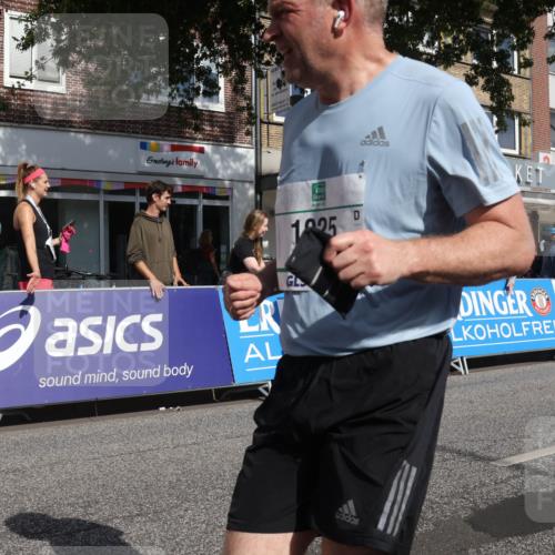 15.09.2024 - PSD Bank Halbmarathon Michael Strokosch http://msf.ph/oto/7063999 15.09.2024 11:53:25 Ziel 1495, 1561, 1601, 1621, 1727, 1915, 1916, 1925, 2146, 2499, 2571, 2753, 2814 meine-sportfotos.de