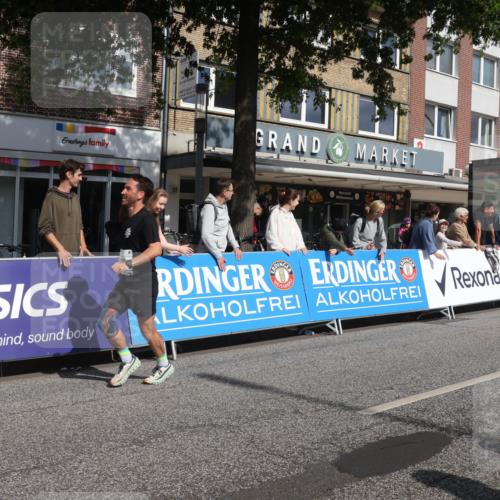 15.09.2024 - PSD Bank Halbmarathon Michael Strokosch http://msf.ph/oto/7064001 15.09.2024 11:53:25 Ziel 1495, 1561, 1601, 1621, 1727, 1915, 1916, 1925, 2146, 2499, 2571, 2753, 2814 meine-sportfotos.de