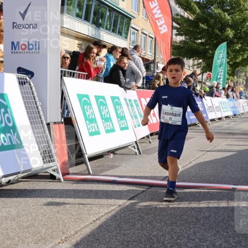 15.09.2024 - PSD Bank Halbmarathon Strokosch-Dieckow http://msf.ph/oto/7064010 15.09.2024 10:33:05 Ziel 1, 4, 33, 83, 176, 182, 232, 241, 275, 283, 302 meine-sportfotos.de