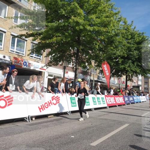 15.09.2024 - PSD Bank Halbmarathon Miley Keyser http://msf.ph/oto/7064028 15.09.2024 12:13:52 Ziel 1651, 1766, 2367, 3031, 3076, 3197, 3539 meine-sportfotos.de