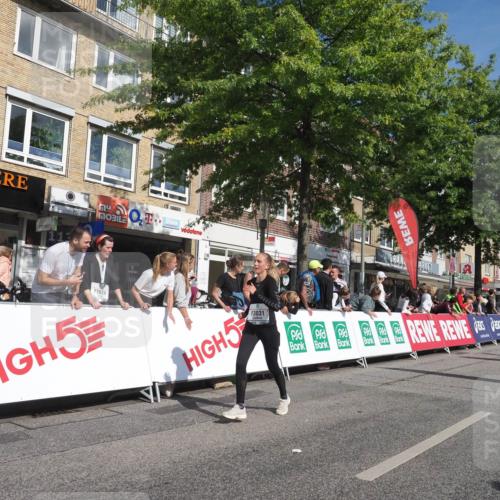 15.09.2024 - PSD Bank Halbmarathon Miley Keyser http://msf.ph/oto/7064035 15.09.2024 12:13:53 Ziel 1651, 1766, 2367, 3031, 3076, 3197, 3539 meine-sportfotos.de