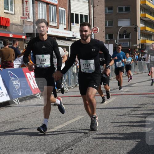 15.09.2024 - PSD Bank Halbmarathon Michael Strokosch http://msf.ph/oto/7064038 15.09.2024 11:53:32 Ziel 1295, 1503, 1561, 1621, 1727, 1916, 1925, 2146, 2499, 2753, 2814, 2815 meine-sportfotos.de