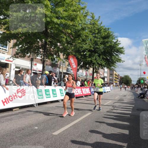15.09.2024 - PSD Bank Halbmarathon Miley Keyser http://msf.ph/oto/7064057 15.09.2024 12:13:56 Ziel 1651, 1766, 2144, 2367, 3031, 3076, 3139, 3197, 3539 meine-sportfotos.de
