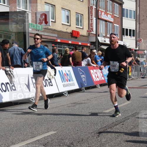 15.09.2024 - PSD Bank Halbmarathon Michael Strokosch http://msf.ph/oto/7064064 15.09.2024 11:53:36 Ziel 1295, 1503, 1561, 1621, 1916, 1923, 2146, 2498, 2753, 2815 meine-sportfotos.de