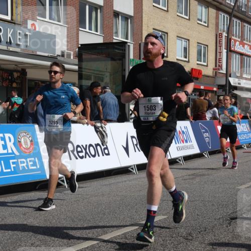 15.09.2024 - PSD Bank Halbmarathon Michael Strokosch http://msf.ph/oto/7064068 15.09.2024 11:53:37 Ziel 1295, 1503, 1561, 1621, 1638, 1916, 1923, 2146, 2498, 2753, 2815 meine-sportfotos.de