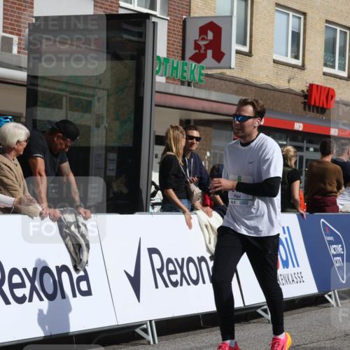 15.09.2024 - PSD Bank Halbmarathon Michael Strokosch http://msf.ph/oto/7064095 15.09.2024 11:53:42 Ziel 1267, 1295, 1503, 1506, 1561, 1621, 1638, 1669, 1916, 1923, 2146, 2498, 2516, 2815 meine-sportfotos.de