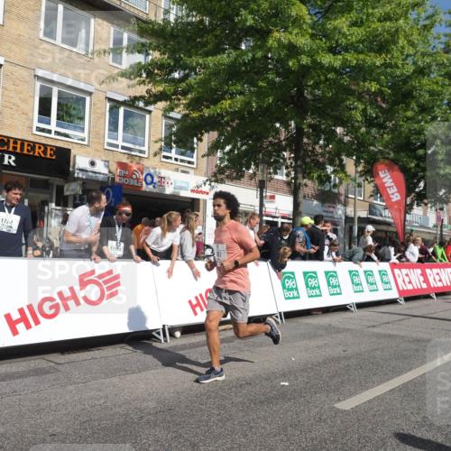 15.09.2024 - PSD Bank Halbmarathon Miley Keyser http://msf.ph/oto/7064107 15.09.2024 12:13:58 Ziel 1766, 2144, 2367, 3031, 3076, 3139, 3197, 3539 meine-sportfotos.de