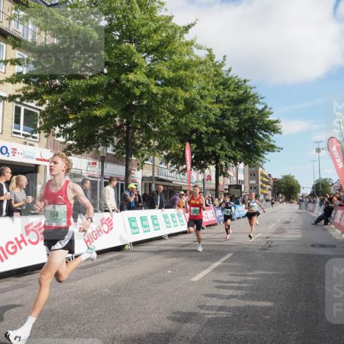 15.09.2024 - PSD Bank Halbmarathon Miley Keyser http://msf.ph/oto/7064123 15.09.2024 11:12:37 Ziel 498, 509, 528, 534, 554, 566, 838, 841 meine-sportfotos.de