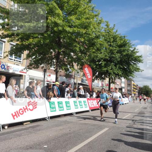 15.09.2024 - PSD Bank Halbmarathon Miley Keyser http://msf.ph/oto/7064132 15.09.2024 12:14:04 Ziel 2144, 2262, 2367, 2728, 2758, 3031, 3120, 3139, 3197, 3539 meine-sportfotos.de