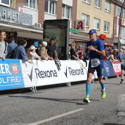 15.09.2024 - PSD Bank Halbmarathon Michael Strokosch http://msf.ph/oto/7064140 15.09.2024 11:53:48 Ziel 1267, 1503, 1506, 1638, 1669, 1807, 1923, 2416, 2498, 2516, 2815 meine-sportfotos.de