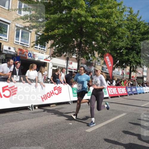 15.09.2024 - PSD Bank Halbmarathon Miley Keyser http://msf.ph/oto/7064158 15.09.2024 12:14:05 Ziel 2144, 2262, 2367, 2728, 2758, 3120, 3139, 3197, 3539 meine-sportfotos.de