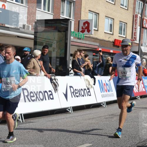 15.09.2024 - PSD Bank Halbmarathon Michael Strokosch http://msf.ph/oto/7064159 15.09.2024 11:53:51 Ziel 1267, 1506, 1537, 1638, 1669, 1807, 1923, 1995, 2416, 2498, 2516 meine-sportfotos.de