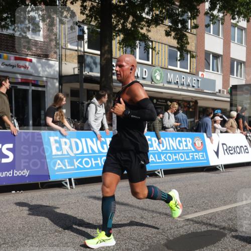 15.09.2024 - PSD Bank Halbmarathon Michael Strokosch http://msf.ph/oto/7064185 15.09.2024 11:53:54 Ziel 1267, 1506, 1537, 1638, 1669, 1807, 1923, 1995, 2416, 2498, 2516, 2706 meine-sportfotos.de