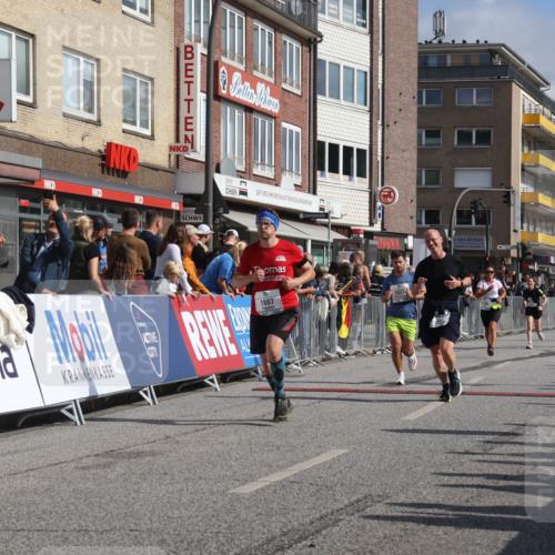 15.09.2024 - PSD Bank Halbmarathon Michael Strokosch http://msf.ph/oto/7064187 15.09.2024 11:53:56 Ziel 1267, 1506, 1537, 1638, 1669, 1807, 1976, 1995, 2416, 2516, 2706, 2757 meine-sportfotos.de
