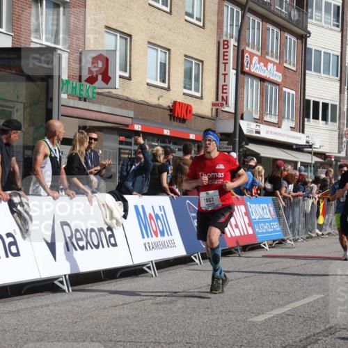 15.09.2024 - PSD Bank Halbmarathon Michael Strokosch http://msf.ph/oto/7064191 15.09.2024 11:53:56 Ziel 1267, 1506, 1537, 1638, 1669, 1807, 1976, 1995, 2416, 2516, 2706, 2757 meine-sportfotos.de