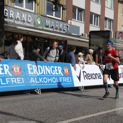 15.09.2024 - PSD Bank Halbmarathon Michael Strokosch http://msf.ph/oto/7064197 15.09.2024 11:53:57 Ziel 1267, 1506, 1537, 1638, 1669, 1807, 1976, 1995, 2416, 2516, 2706, 2757 meine-sportfotos.de