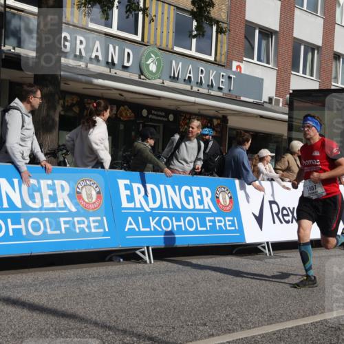 15.09.2024 - PSD Bank Halbmarathon Michael Strokosch http://msf.ph/oto/7064201 15.09.2024 11:53:58 Ziel 1267, 1506, 1537, 1669, 1807, 1976, 1995, 2416, 2516, 2706, 2757 meine-sportfotos.de